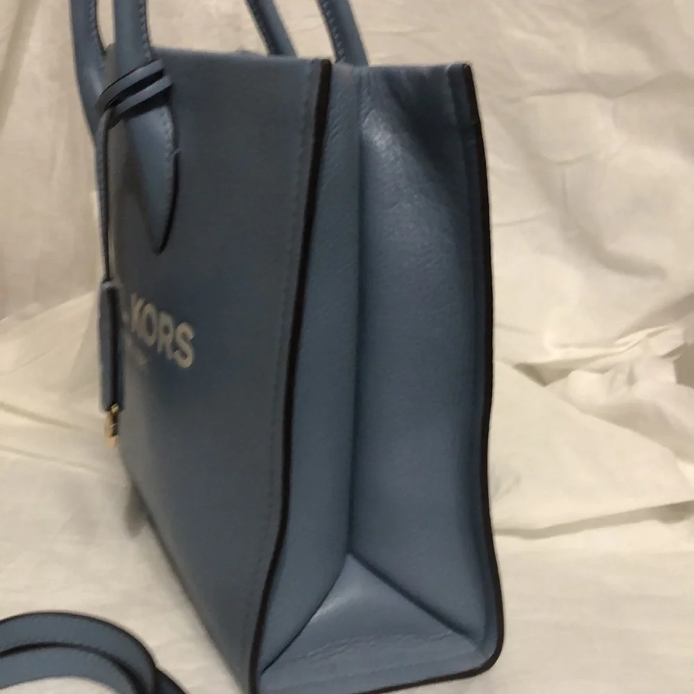 Michael Kors Mirella Med Leather Tote - Picture 4 of 11